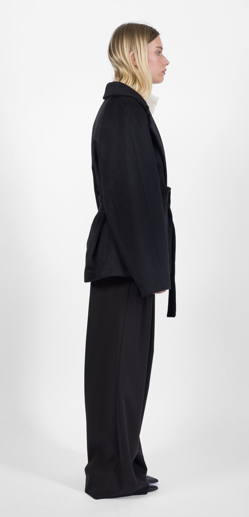 MERCI ITALIA CAPPOTTO CORTO NERO