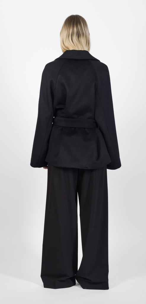 MERCI ITALIA CAPPOTTO CORTO NERO